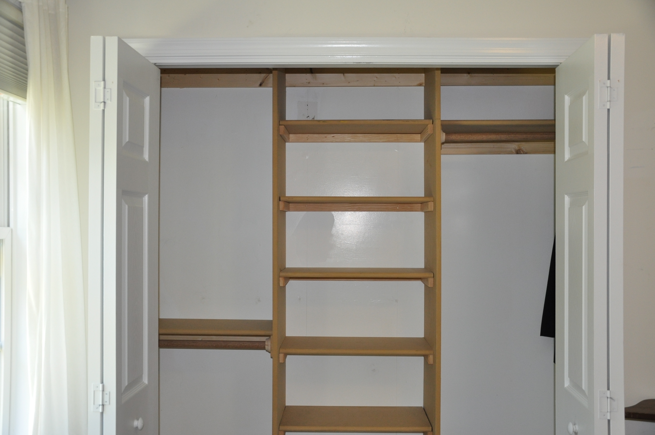 Reach In Closet Design Ideas diy reach in closet organization Small Bedroom Closet Design Remodel Interior Planning House Ideas Reach In Closet Design Ideas practical elfa dcor reach in closet reach in closet design ideas Small Bedroom Closet Design Remodel Interior Planning House Ideas